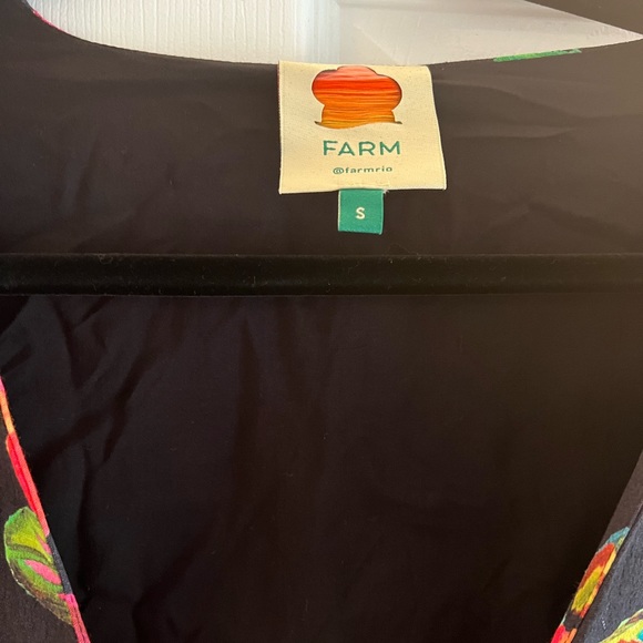 Farm Rio long sleeve wrap dress with tie - super cute multi color pear print - Picture 4 of 5